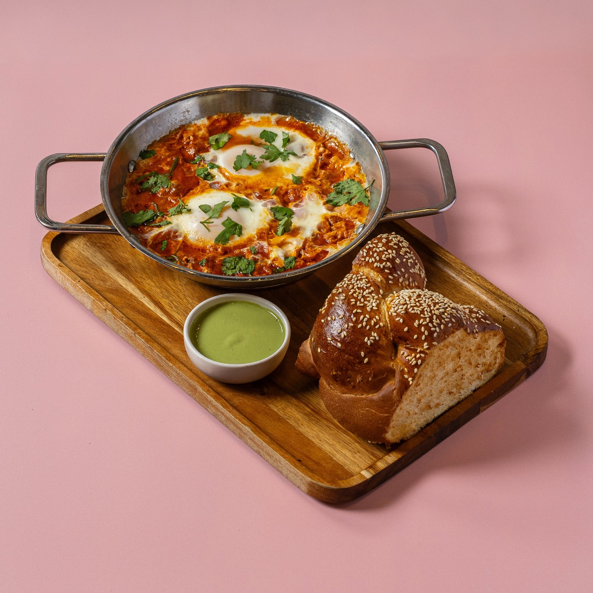 Shakshuka with challah bread